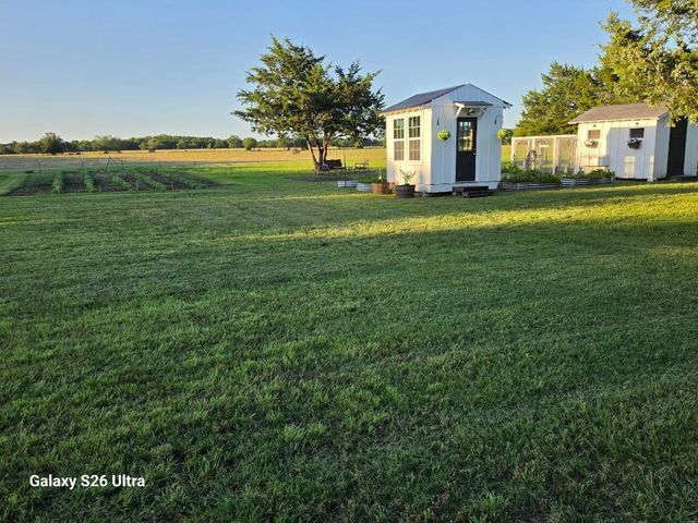 4142 Fm 2194, Celeste, TX 75423