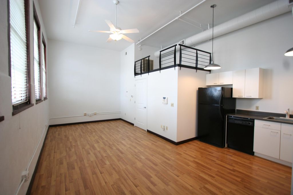 301 CENTRAL Avenue NE 117, Albuquerque, NM 87102