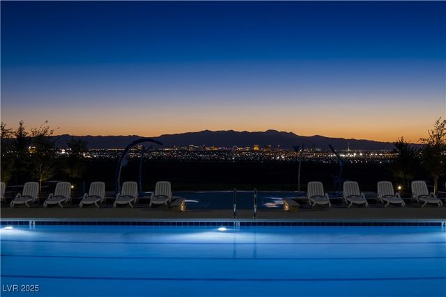 119 Tardando Avenue, Henderson, NV 89015