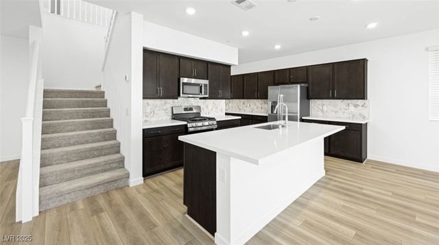 119 Tardando Avenue, Henderson, NV 89015