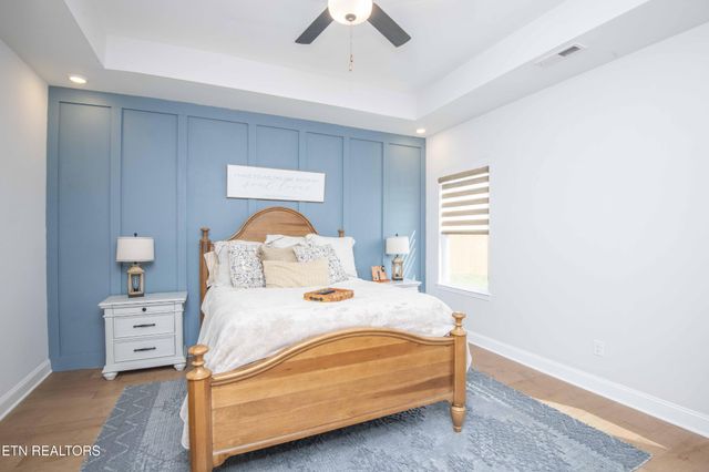 471 Sugar Maple Tr, Lenoir City, TN 37771