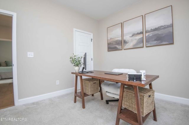 471 Sugar Maple Tr, Lenoir City, TN 37771