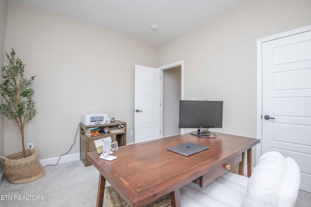 471 Sugar Maple Tr, Lenoir City, TN 37771
