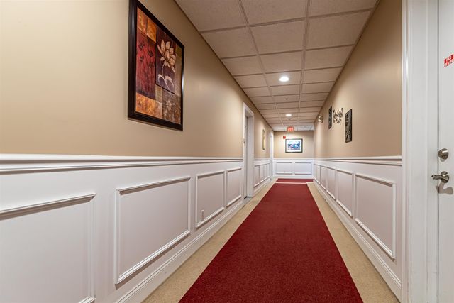 6 Stearns Ln Apt 201, Merrimack, NH 03054