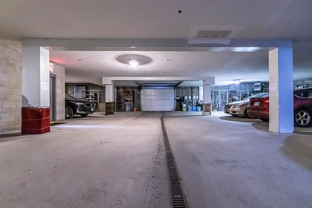 6 Stearns Ln Apt 201, Merrimack, NH 03054