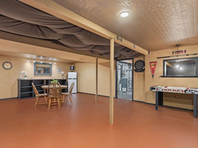 301 Savoy Drive, Shorewood, IL 60404