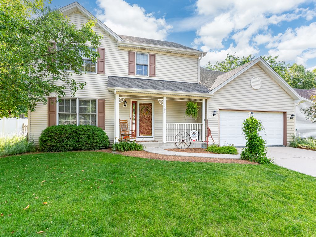 301 Savoy Drive, Shorewood, IL 60404