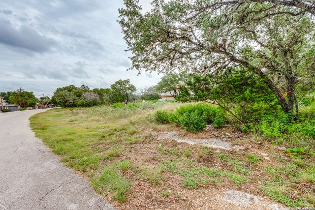 2308 GLENN DR, Canyon Lake, TX 78133