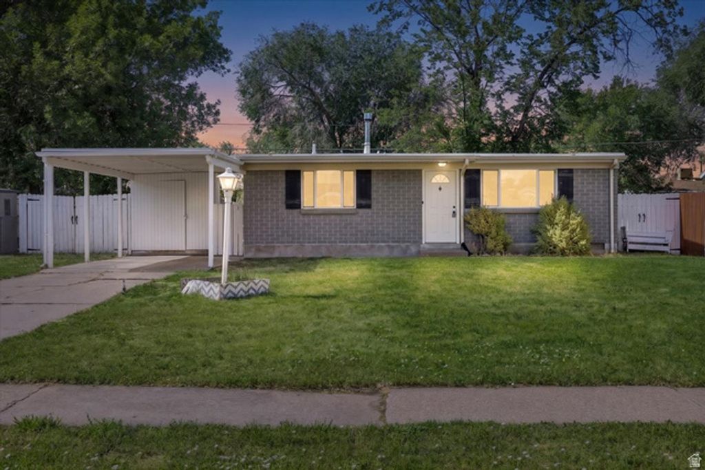 1453 STANFORD ST, Layton, UT 84041