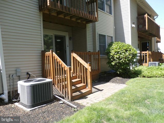 36 ERASER RD, Moorestown, NJ 08057