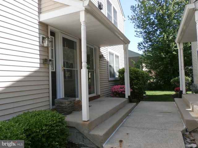 36 ERASER RD, Moorestown, NJ 08057