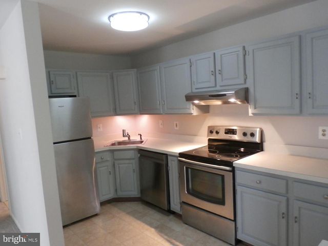 36 ERASER RD, Moorestown, NJ 08057