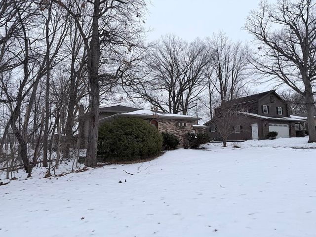 4344 N Lakeshore Drive, Crown Point, IN 46307