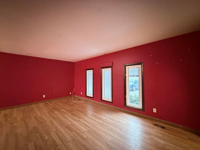 4344 N Lakeshore Drive, Crown Point, IN 46307