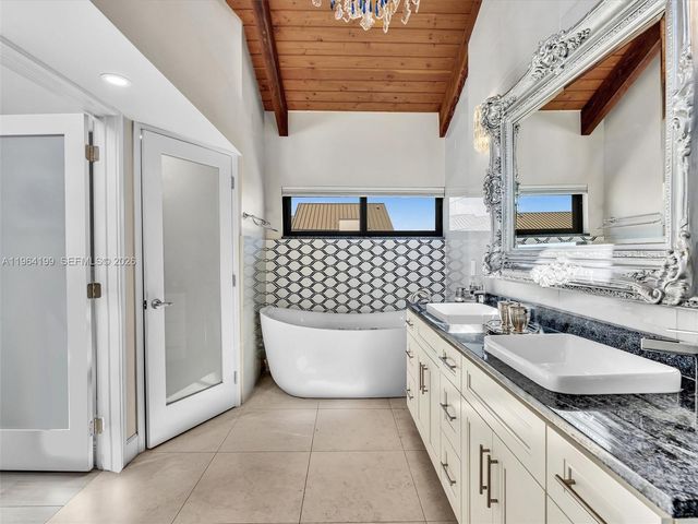 15 Port Side Dr 15C, Fort Lauderdale, FL 33316