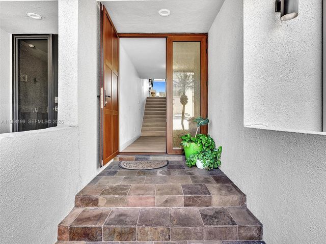 15 Port Side Dr 15C, Fort Lauderdale, FL 33316