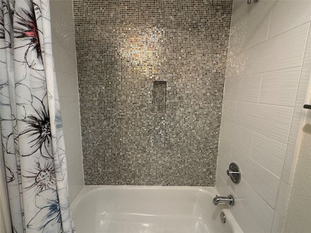 18403 Gibbons Drive, Dallas, TX 75287