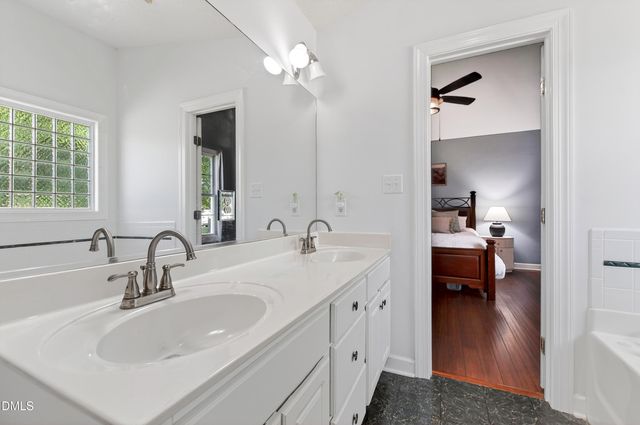 200 Bradford Ridge Drive, Youngsville, NC 27596