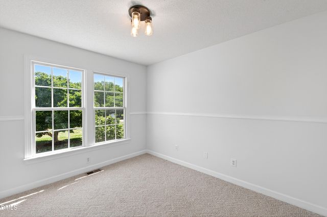 200 Bradford Ridge Drive, Youngsville, NC 27596
