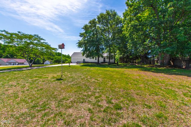 200 Bradford Ridge Drive, Youngsville, NC 27596
