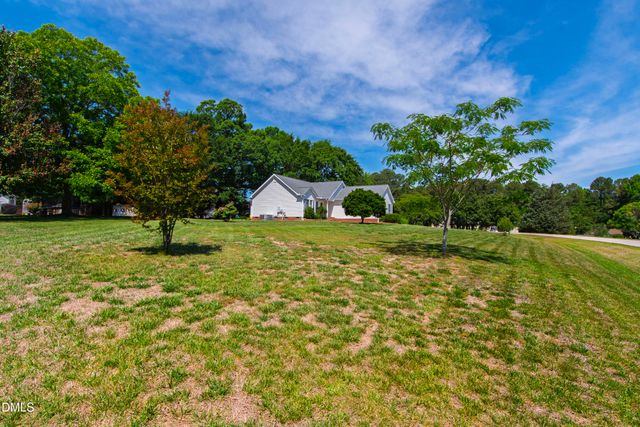 200 Bradford Ridge Drive, Youngsville, NC 27596