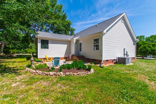 200 Bradford Ridge Drive, Youngsville, NC 27596