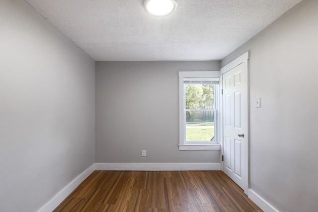 231 Millbury St, Auburn, MA 01501