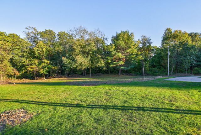 231 Millbury St, Auburn, MA 01501