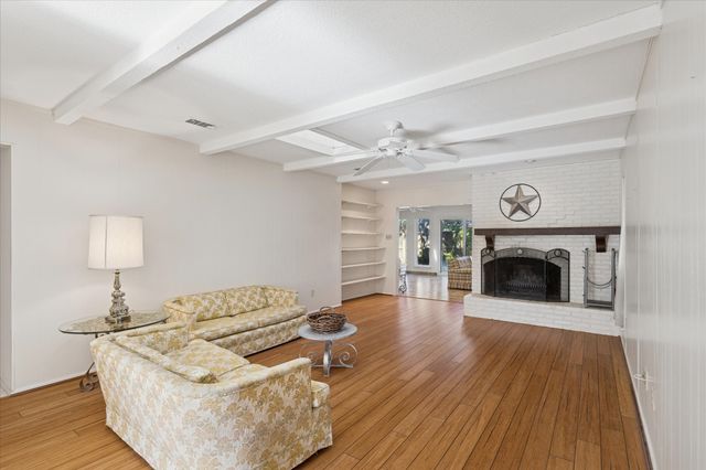 6316 Wallingford Drive, Fort Worth, TX 76133