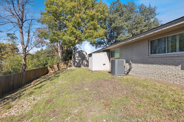 6316 Wallingford Drive, Fort Worth, TX 76133