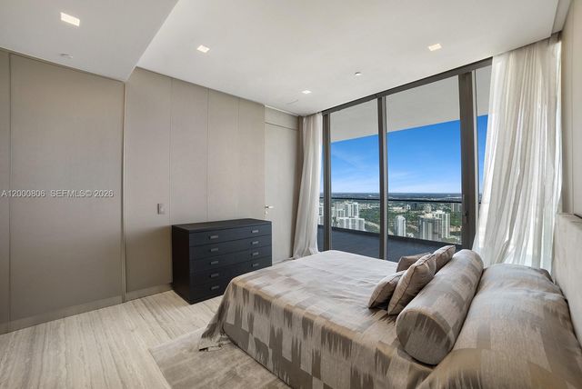18975 Collins Avenue 4800, Sunny Isles Beach, FL 33160
