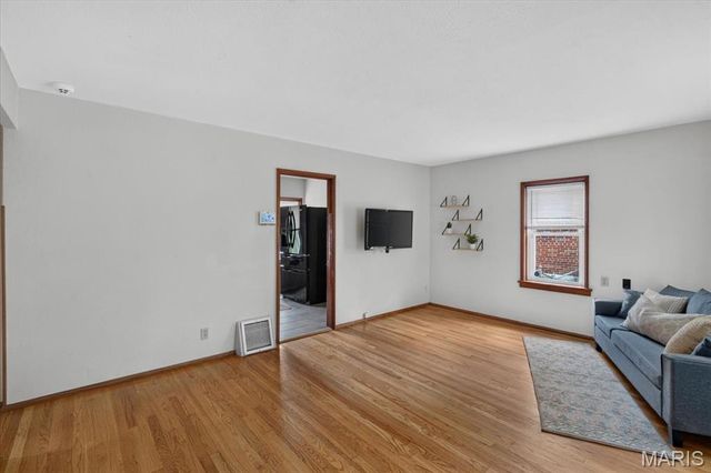 7137 Marwinette Avenue, St Louis, MO 63116