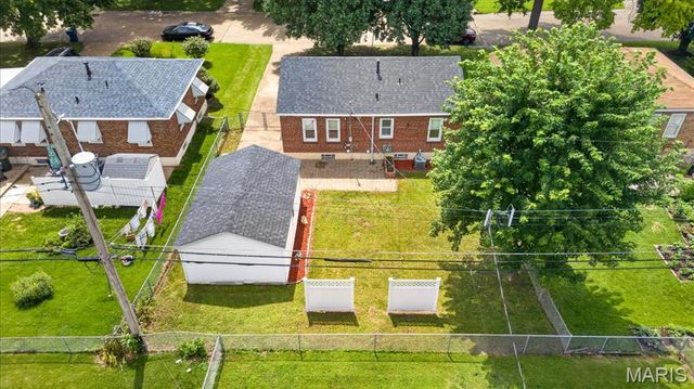 7137 Marwinette Avenue, St Louis, MO 63116