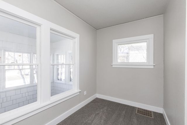 1548 3rd Avenue N, Fargo, ND 58102