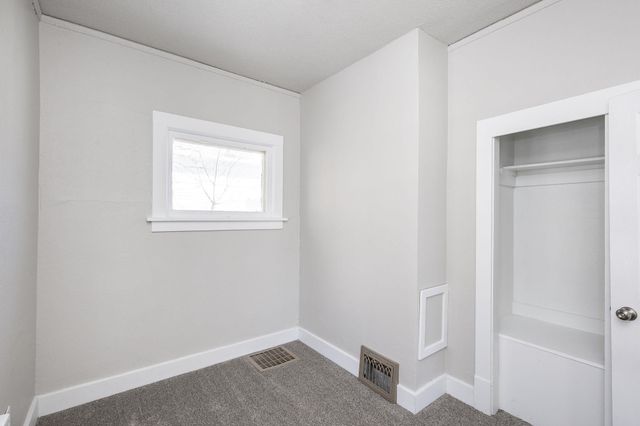 1548 3rd Avenue N, Fargo, ND 58102