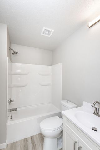 1548 3rd Avenue N, Fargo, ND 58102