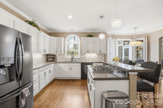 1231 Over Stream Lane, Matthews, NC 28105