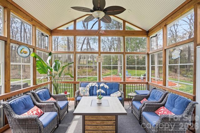 1231 Over Stream Lane, Matthews, NC 28105