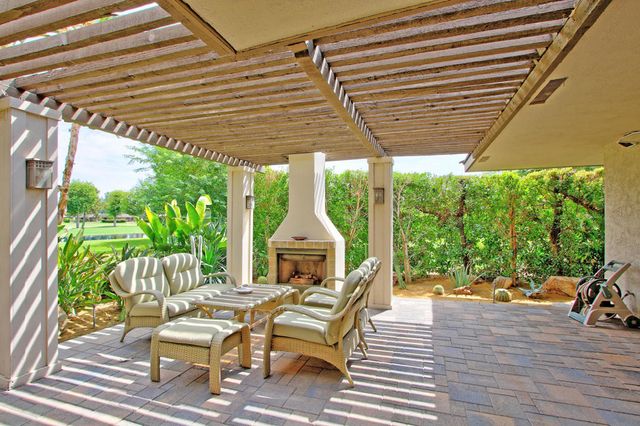 34 Columbia Drive, Rancho Mirage, CA 92270