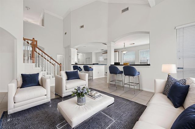 14914 W Bend Dr, Houston, TX 77082