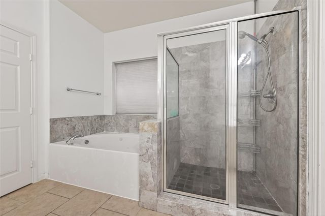 14914 W Bend Dr, Houston, TX 77082