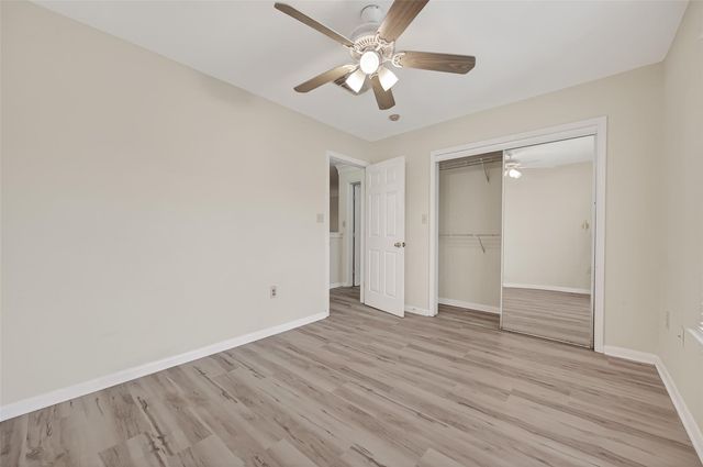 14914 W Bend Dr, Houston, TX 77082