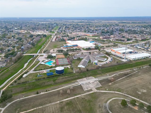 14914 W Bend Dr, Houston, TX 77082