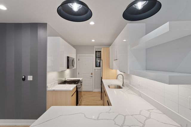 7736 N Eastlake Terrace 3W, Chicago, IL 60626