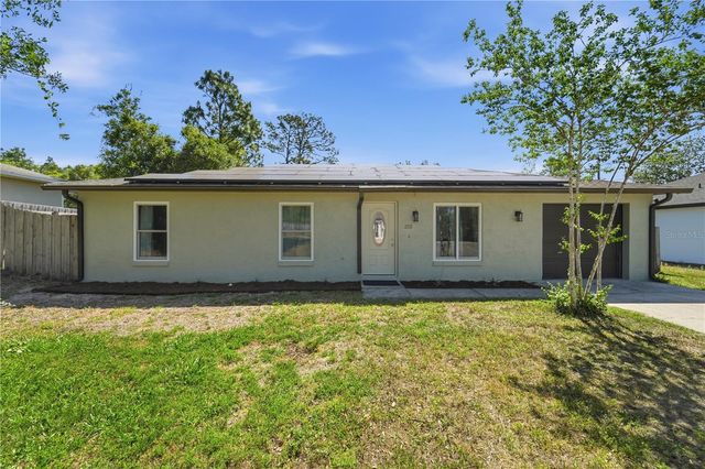 215 WALNUT AVENUE, Orange City, FL 32763