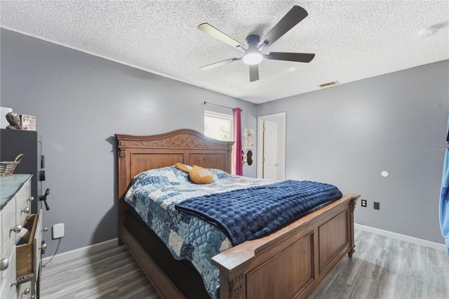 215 WALNUT AVENUE, Orange City, FL 32763