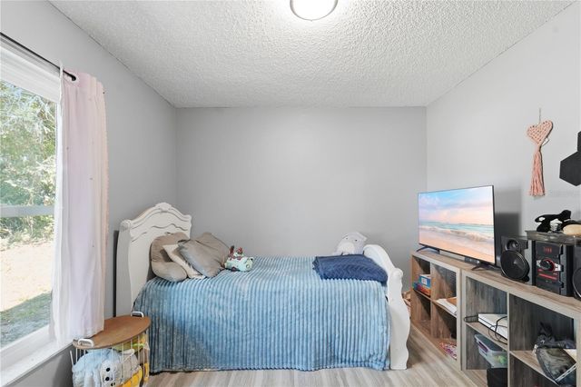 215 WALNUT AVENUE, Orange City, FL 32763