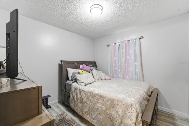 215 WALNUT AVENUE, Orange City, FL 32763