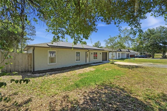 215 WALNUT AVENUE, Orange City, FL 32763