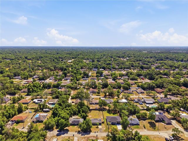 215 WALNUT AVENUE, Orange City, FL 32763